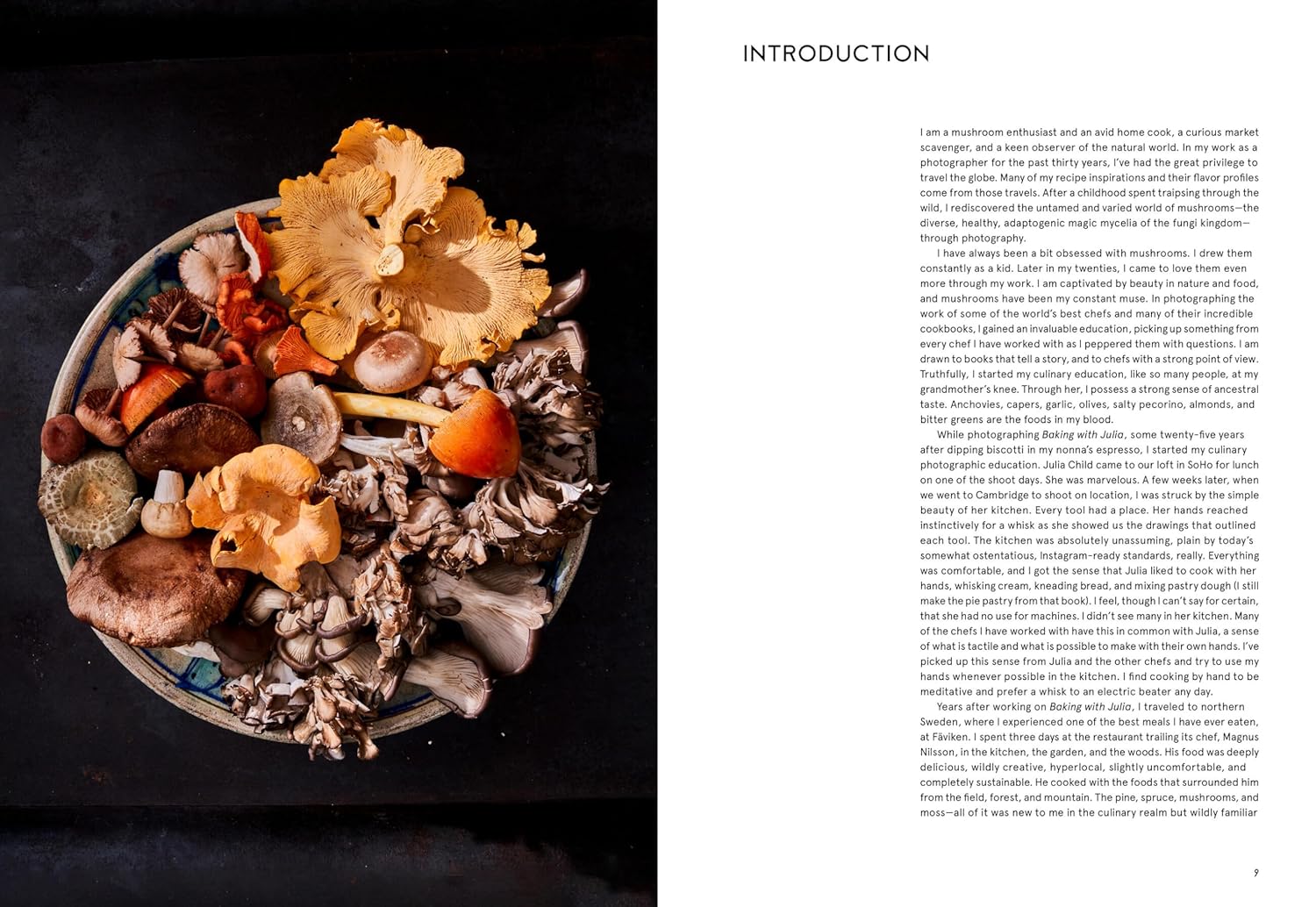 Cooking with Mushrooms A Fungi Lover's Guide to the World's Most Versatile, Flavorful, Health-Boosting Ingredients